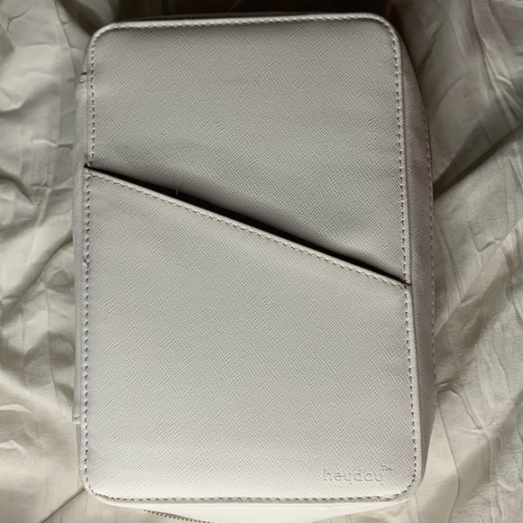 Microphone - Picture 2 of 2